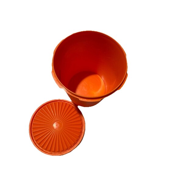 Vintage Tupperware Nesting Servalier Canister with Lid Orange Starburst 809-6 - Picture 3 of 7